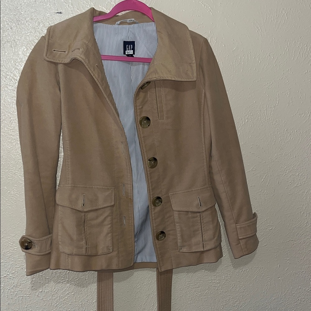 GAP Women's Utility Jacket in Tan
